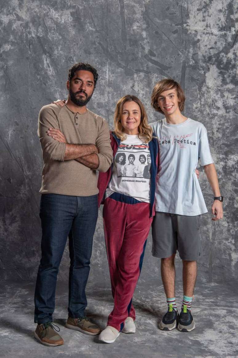 Thom&aacute;s Aquino, Adriana Esteves e Antonio Haddad s&atilde;o Am&acirc;ncio, Cibele e Marcinho em 'Os Outros'.