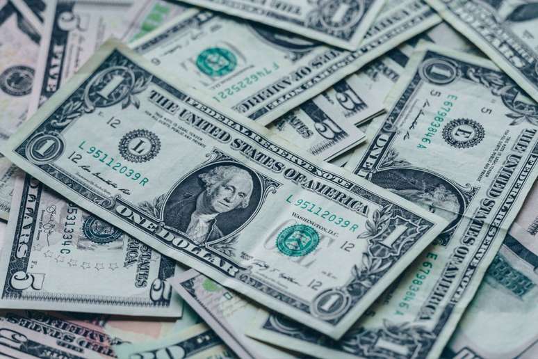 O presidente Lula propôs a criação de uma moeda comum para os países da Unasul em substituição ao dólar Crédito