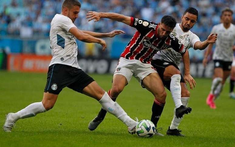ANALYSIS: Individual errors and a different formation cost San Paolo victory, but it is not yet a reason for despair