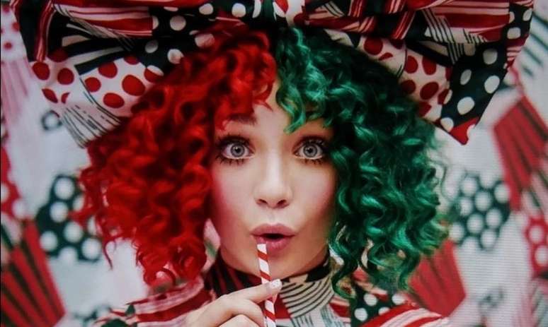 Sia descobre autismo aos 47 anos: entenda como &eacute; a condi&ccedil;&atilde;o em adultos -