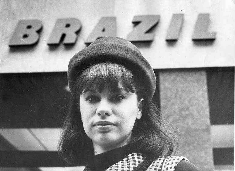 Um dos maiores nomes da bossa nova, Astrud Gilberto morre aos 83 anos
