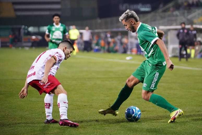 Chape decepciona sua torcida mais uma vez ao perder para o Tigre &ndash; Tiago Meneghini/ACF