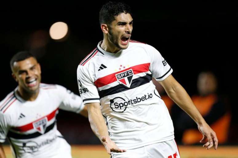 São Paulo x Tolima: onde assistir ao vivo, escalações e mais do jogo de  hoje pela Copa Sul-Americana - Lance!