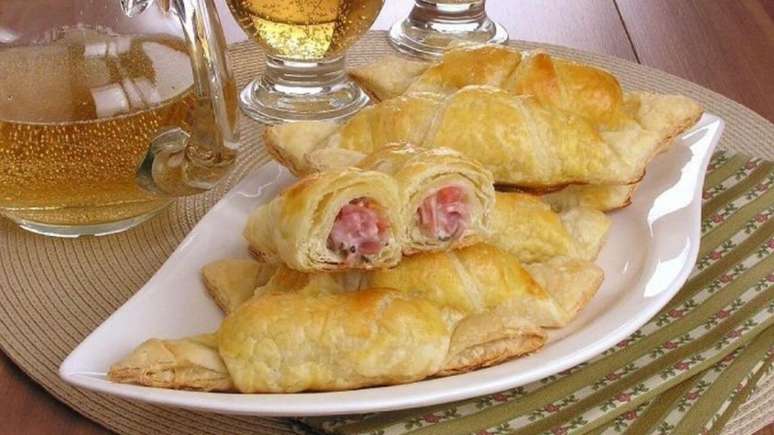 Croissant com salame