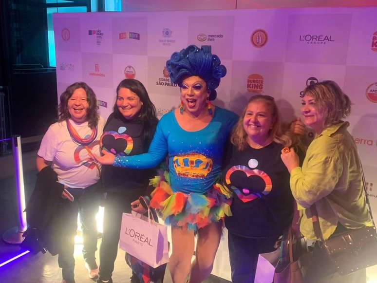 Mães pela Diversidade participam de mobilizações pelos direitos da comunidade LGBTQIA+