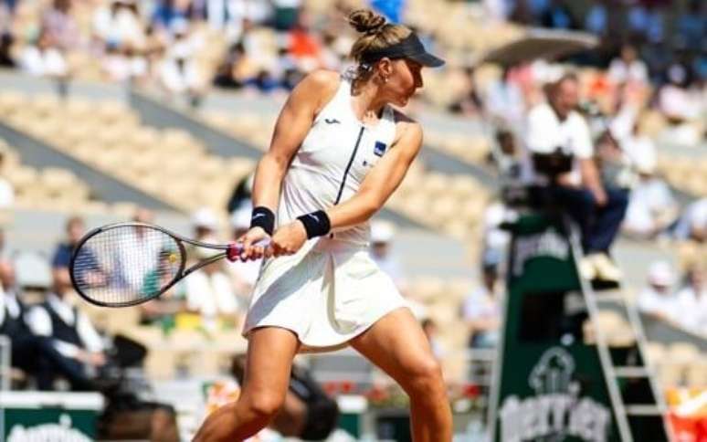 Bia Haddad encara número 1 do mundo na semifinal de Roland Garros