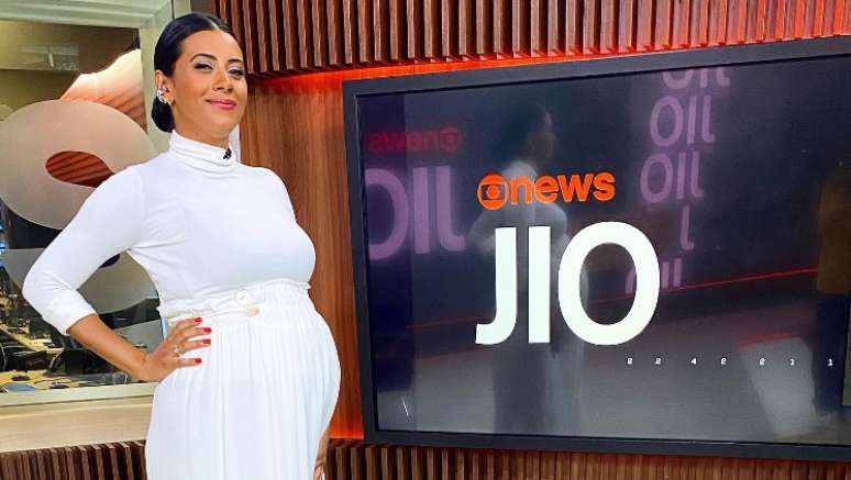 Aline Midlej anunciou o retorno ao trabalho na GloboNews daqui a seis meses