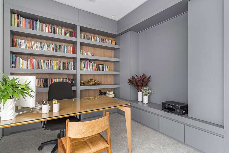 Project by Sabrina Salles and Adriano Salles.