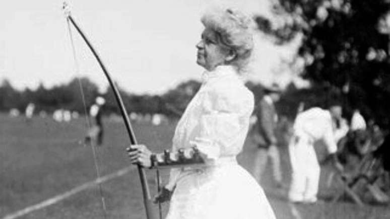 A arqueira Eliza Pollock &eacute; a mulher mais velha a ganhar um ouro ol&iacute;mpico