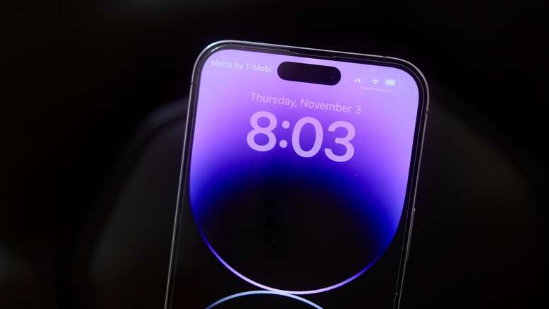 How to enable and disable VoiceOver on iPhone