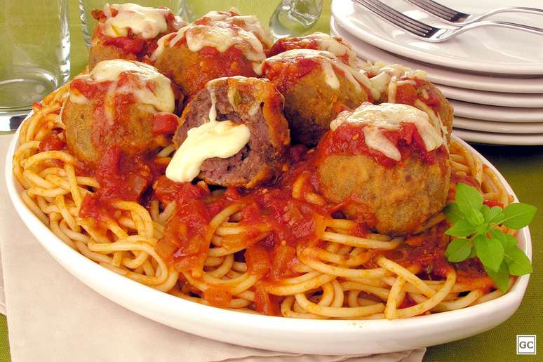 Different Meatball Recipes - Pasta recipes that every kid loves