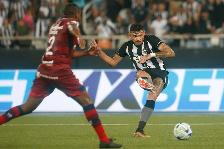 Tiquinho foi o herói na vitória do Botafogo sobre o Fortaleza – FOTO: Vitor Silva/Botafogo