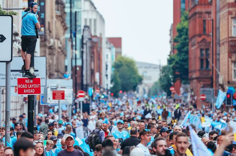 Torcedores do City lotaram as ruas da cidade &ndash; Divulga&ccedil;&atilde;o/City