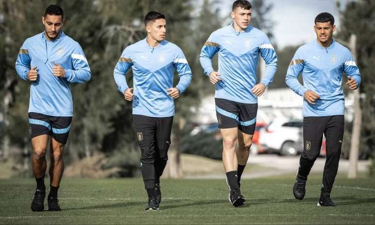 Jogadores do Uruguai durante preparação para enfrentar a Nicarágua –