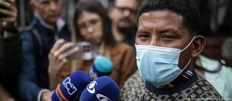 Relatives fight for custody of rescued children in the Colombian jungle