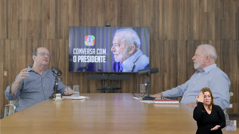 Marcos Uchôa apresenta live com o presidente Lula