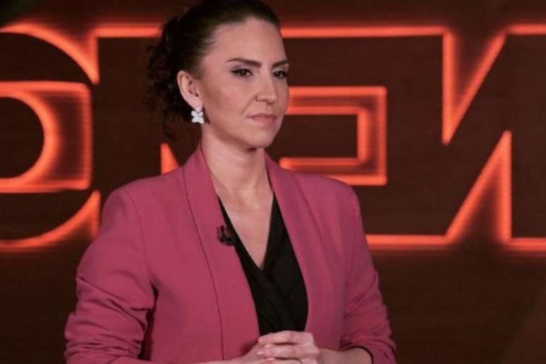 A jornalista Cecília Flesch foi demitida da GloboNews após falar mal da emissora Crédito