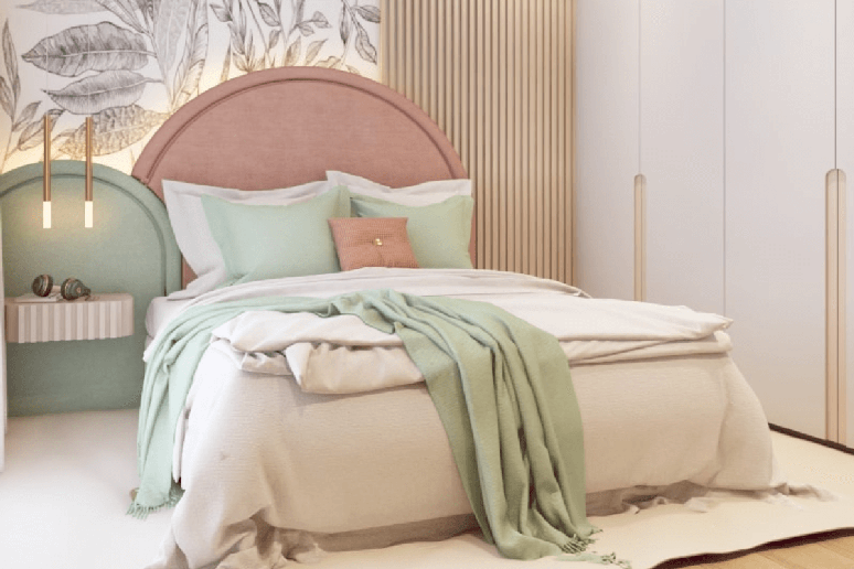 Blankets and pillows make the rooms warmer and more welcoming 