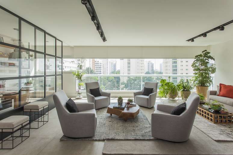 Reform on a shoestring?  How to transform environments on a limited budget