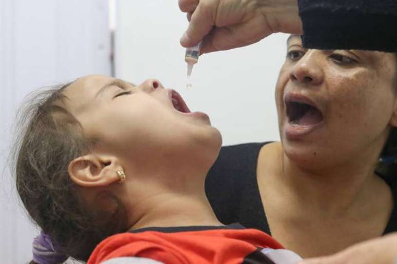 End of the droplet?  The Ministry of Health wants to replace the polio vaccine with an injectable dose