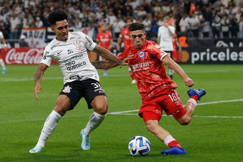 Du Queiroz jogar&aacute; pelo Zenit a partir do pr&oacute;ximo m&ecirc;s &ndash; Miguel Schincariol/Getty Images