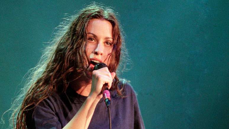 Alanis Morissette anuncia show no Brasil