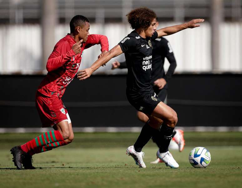 Sporting goleia Vilafranquense por 7-0 em jogo treino - SIC Notícias