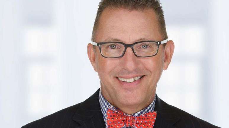 Mark T. Dunbar recomenda fazer uma consulta de revis&atilde;o anual