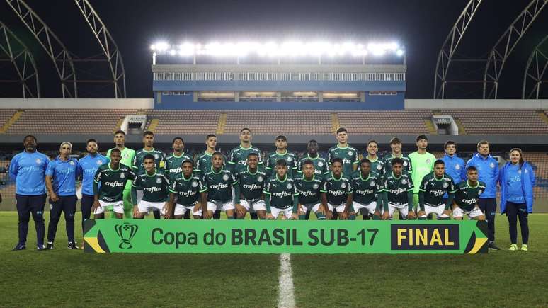 Portal Caparaó - Com manhuaçuense, Sub-18 do Palmeiras fatura Torneio na  Suíça