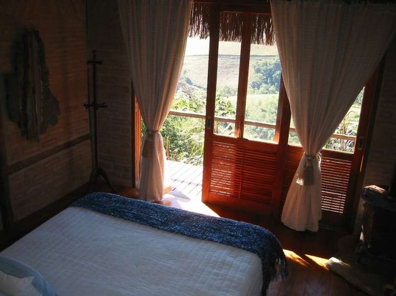 Cabana da pousada Chap&eacute;u de Palha, entre as mais charmosas do distrito