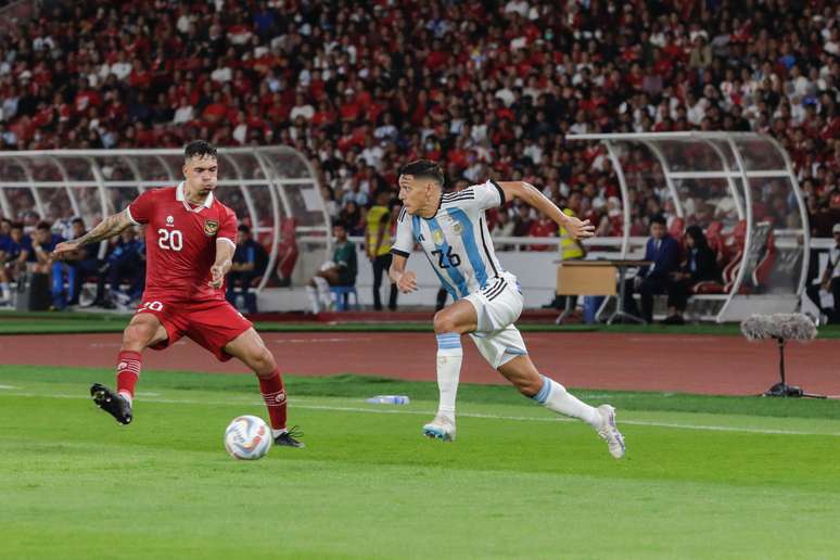Argentina vence amistoso contra a Indonésia sem a presença de Messi.