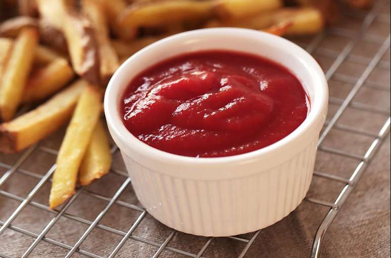 Veja do que é feito o ketchup e como escolher o melhor no mercado
