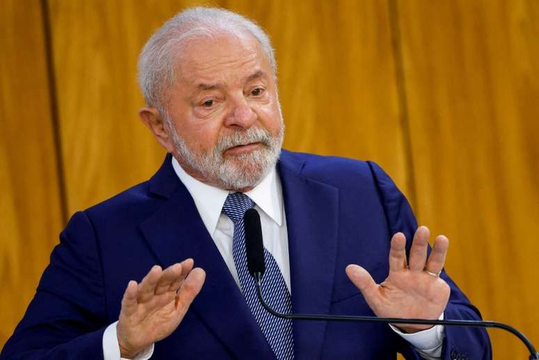 Presidente Lula discursa em evento no Palácio do Planalto, em Brasília
09/05/2023
REUTERS/Adriano Machado