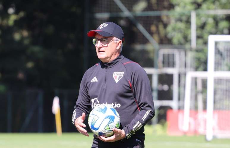 Elenco realiza último treinamento da temporada - SPFC