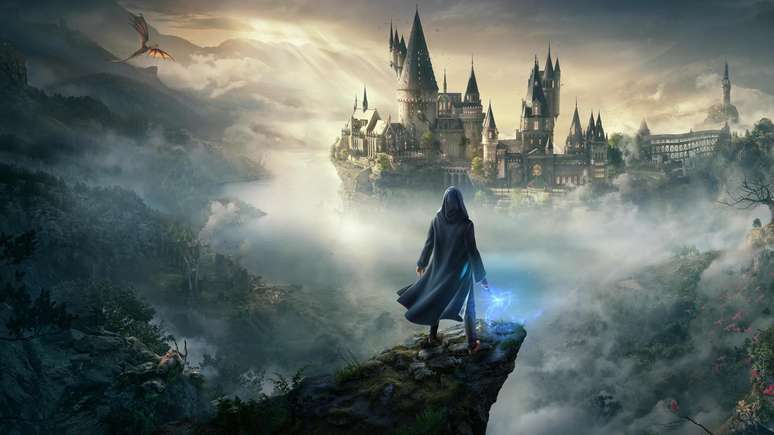 Um dos sucessos do ano, Hogwarts Legacy está disponível para PC, PlayStation 4, PlayStation 5, Xbox One e Xbox Series X|S