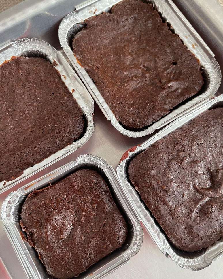 Brownie sem glúten, sem lactose e sem açúcar é uma das receitas mais vendidas da Raucci Healthy