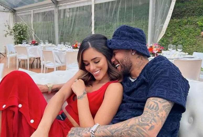 Neymar e Bruna Biancardi felizes da vida –