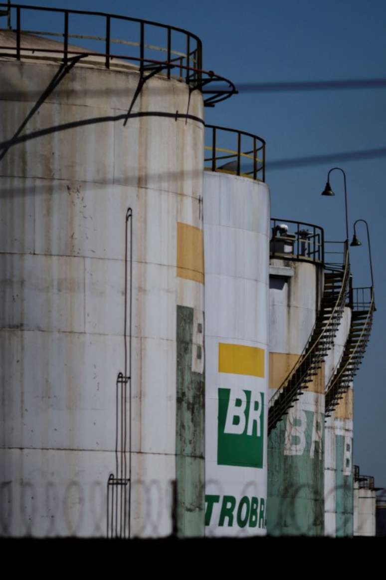 Tanques de combustível da Petrobras em Brasília
17/06/2022
REUTERS/Ueslei Marcelino