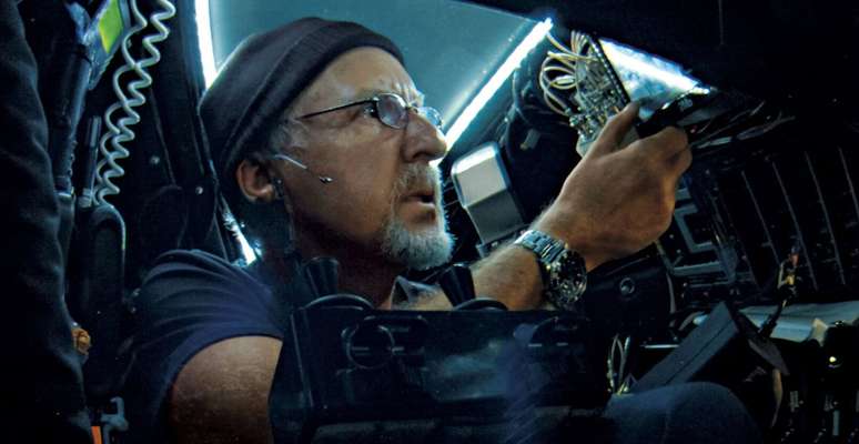 Realizador James Cameron viaja ao ponto mais profundo dos oceanos 