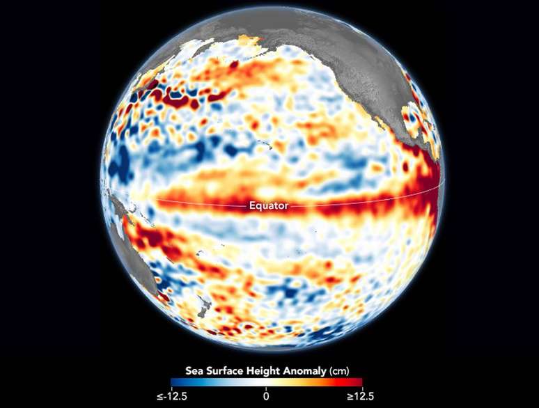 Imagem capturada por satélite da Nasa mostra anomalias no nível da água do Oceano Pacífico, indicando o superaquecimento provocado pelo El Nino.
