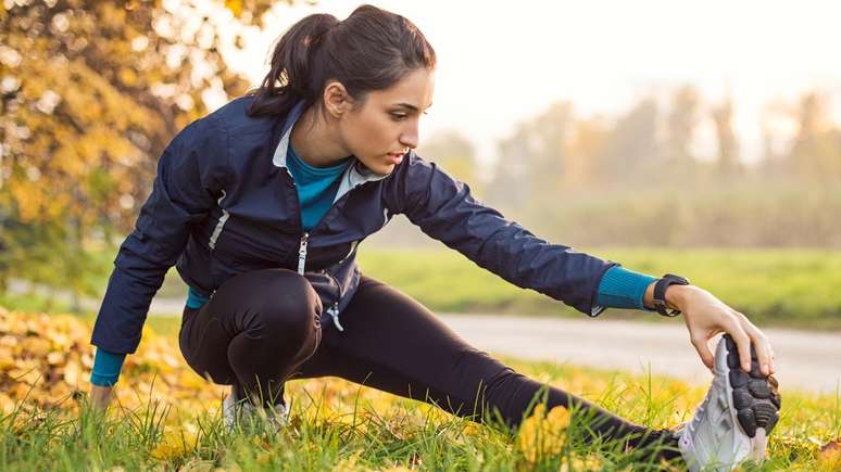 Fazer exercícios físicos no inverno oferece benefícios à saúde -