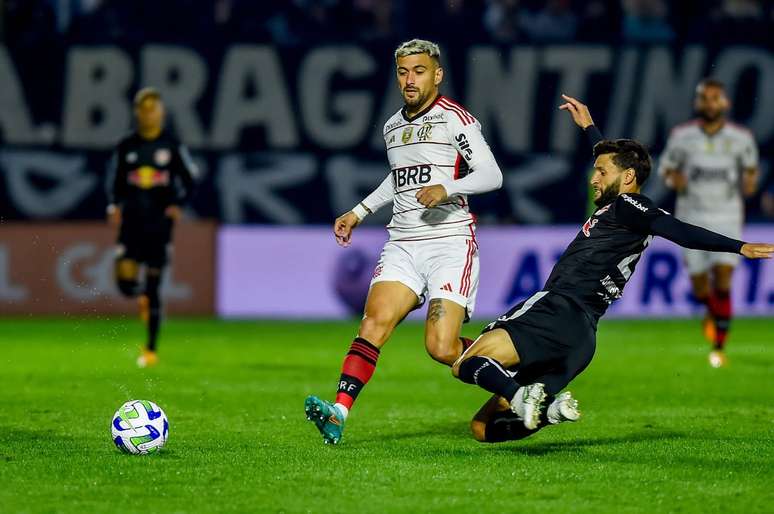 Santos x Flamengo: onde assistir, escalações, desfalques e arbitragem -  27/08/2021 - UOL Esporte