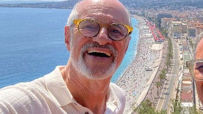 Marcos Caruso celebrates special date with boyfriend in Europe: ’50 years’
