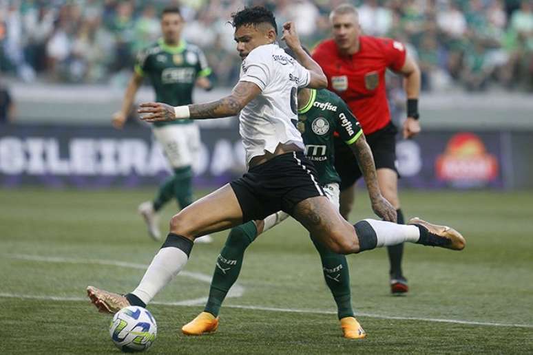 Palmeiras 0x1 Botafogo: Listen to the leader’s goal