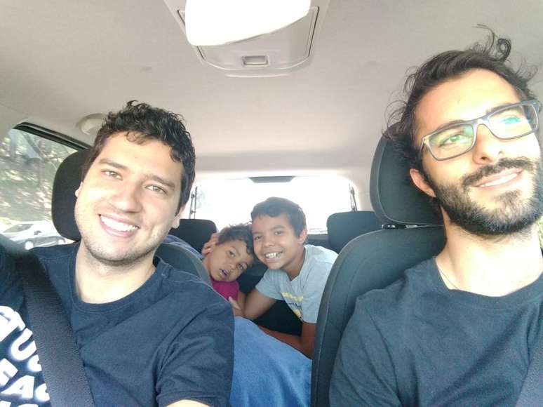 Luciano, Rafael e filhos em 2016