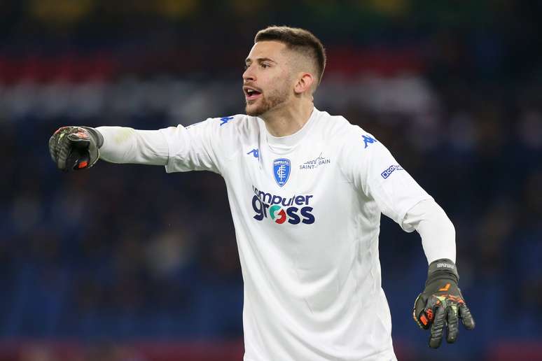 Tottenham Acerta Com O Goleiro Italiano Vicario, Que Estava No Empoli