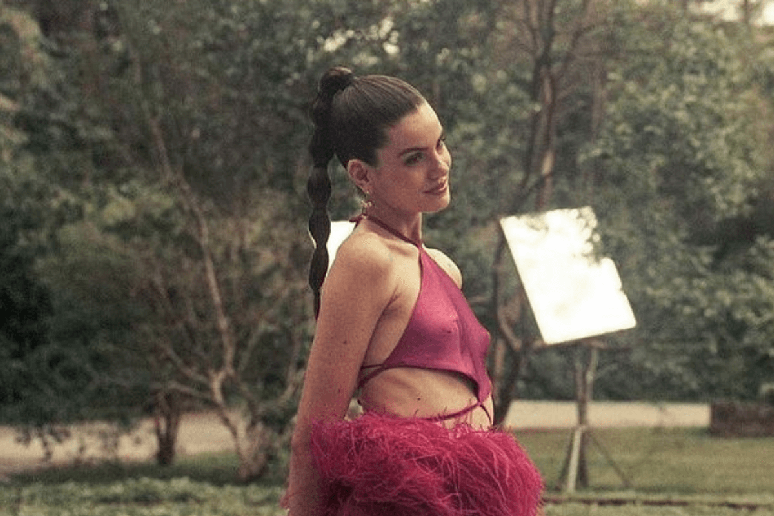 Rabo de cavalo slick com bubble hair 