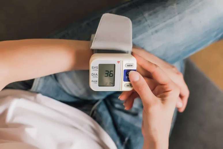 Other measures should be used to determine a person's risk of fat, including blood pressure (Image: Anntua/Envato) Other measures should be used to determine a person's risk of fat, including blood pressure (Image: Anntua/Envato)