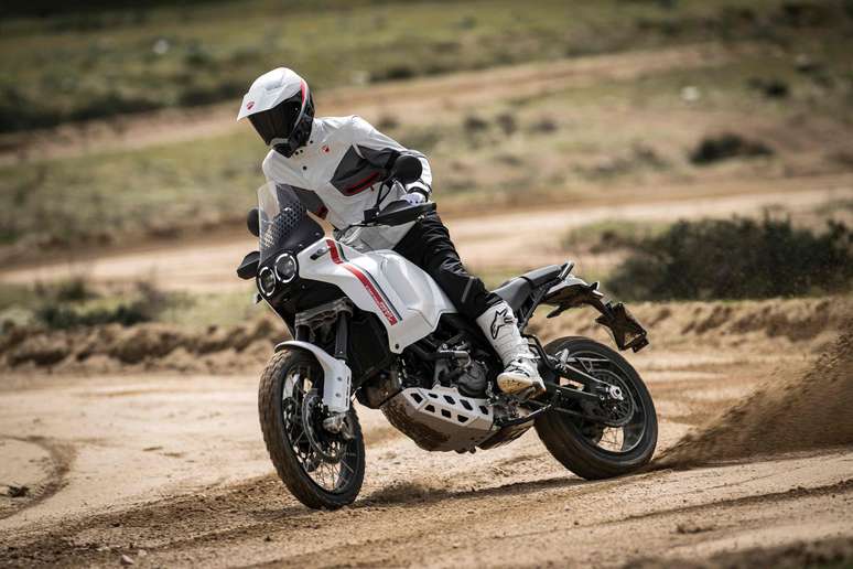 Ducati lança aventureira DesertX no Brasil.