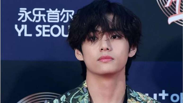 Kim Tae-hyung, do BTS, tem sua idade coreana e sua idade internacional